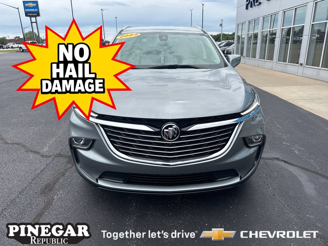 2024 Buick Enclave Essence