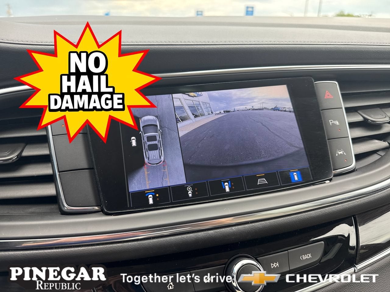 2024 Buick Enclave Essence