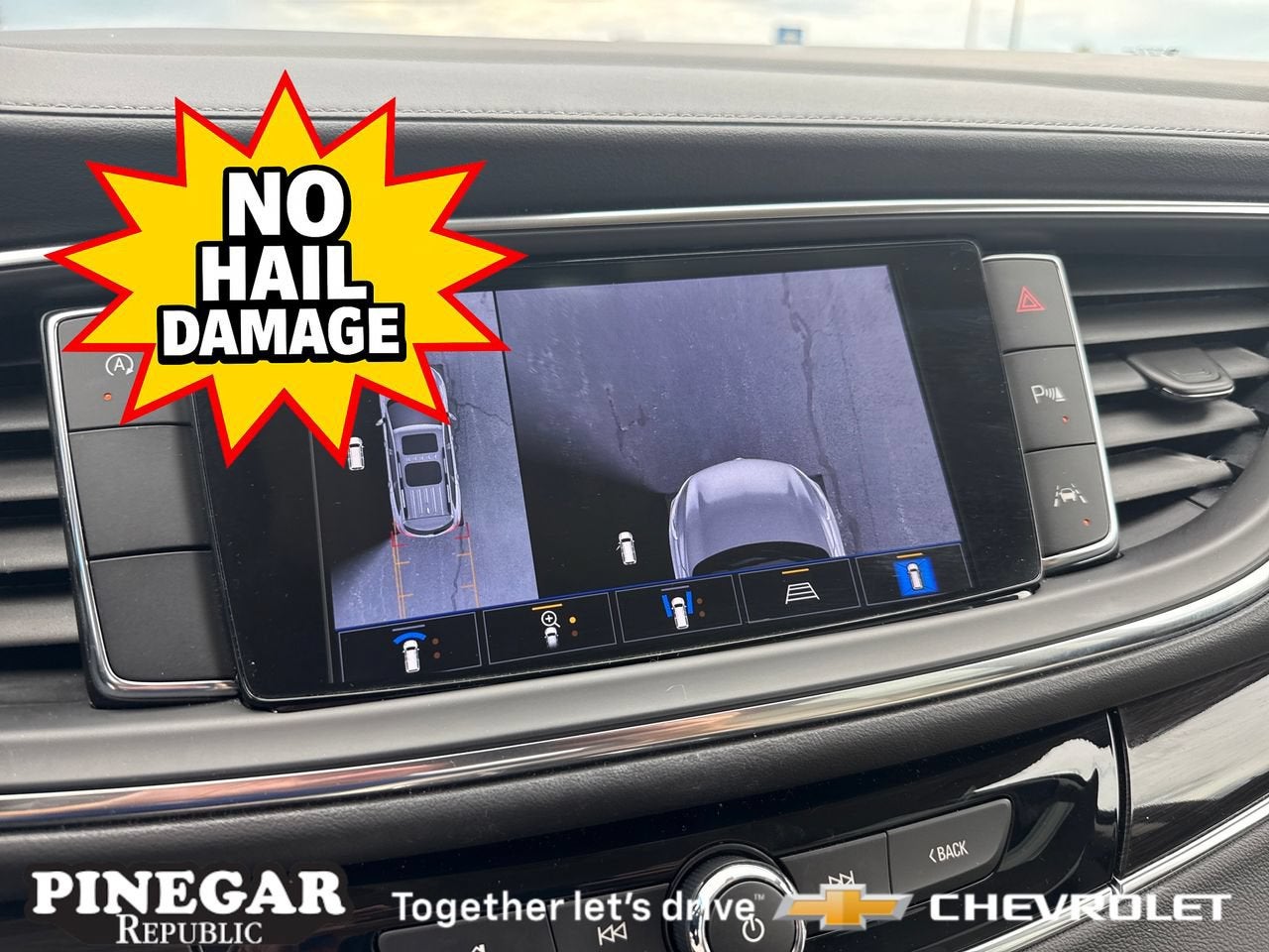 2024 Buick Enclave Essence
