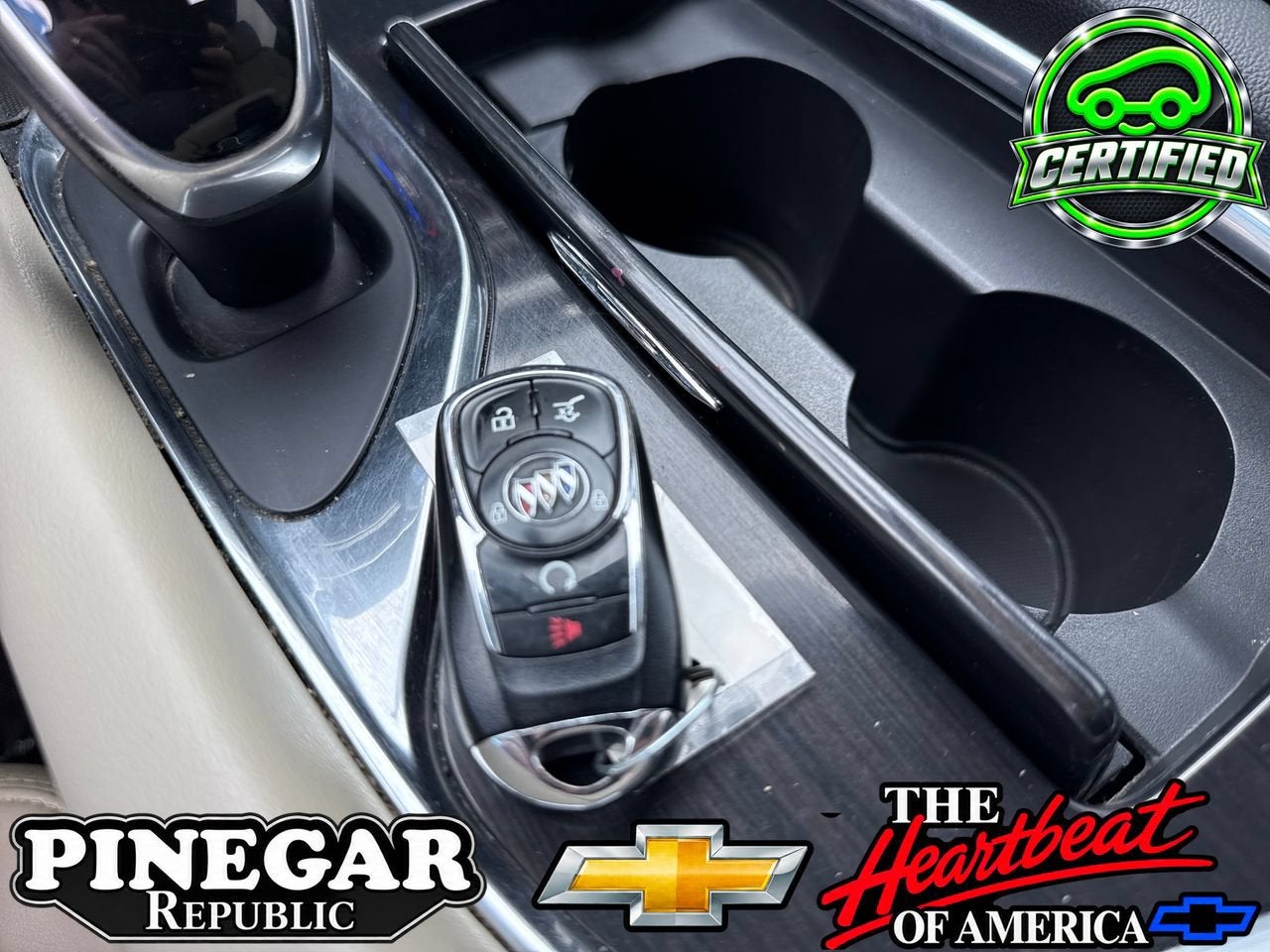 2021 Buick Enclave Essence