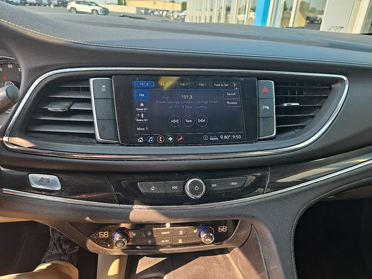 2021 Buick Enclave Essence