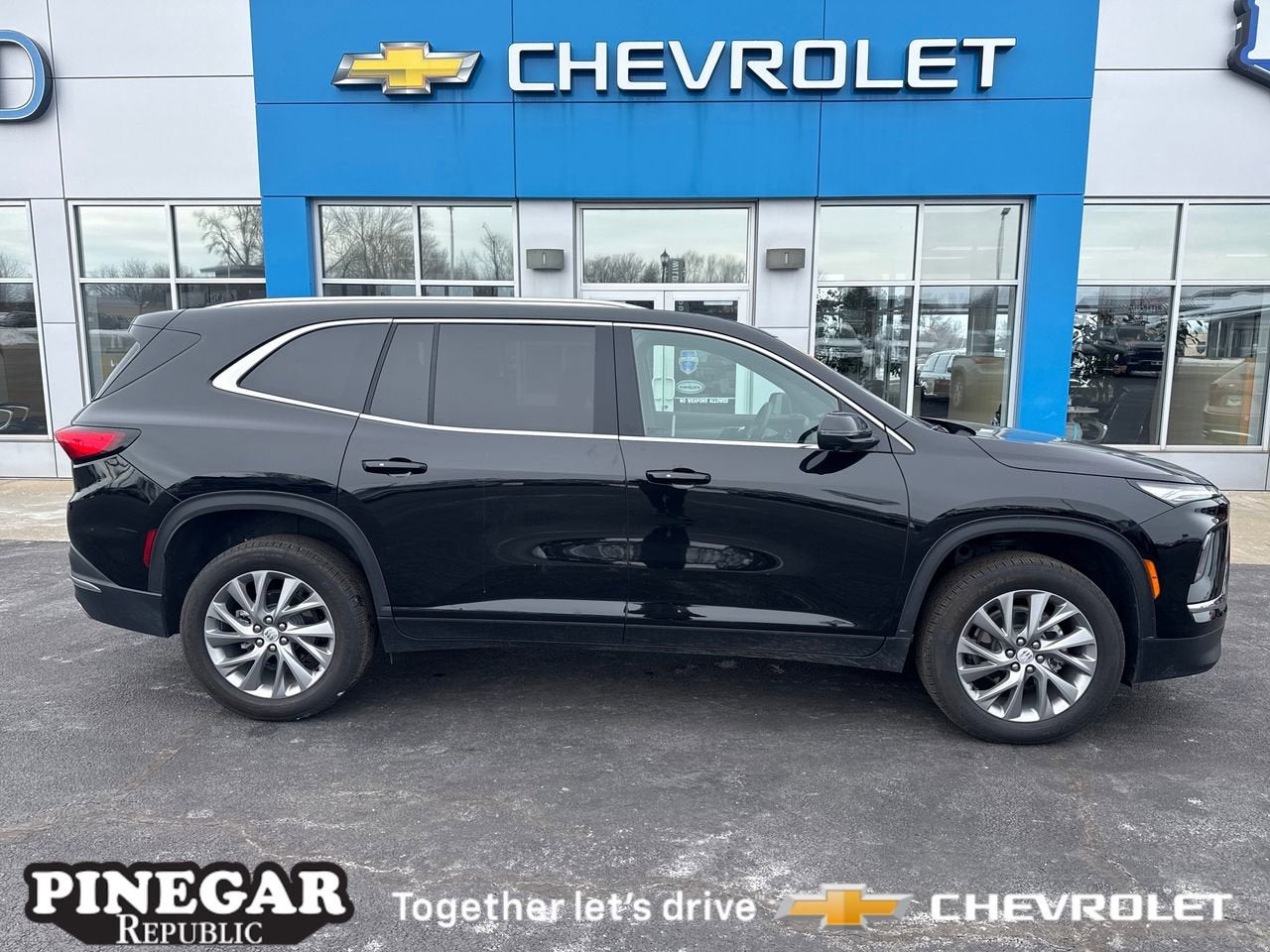 2025 Buick Enclave Preferred