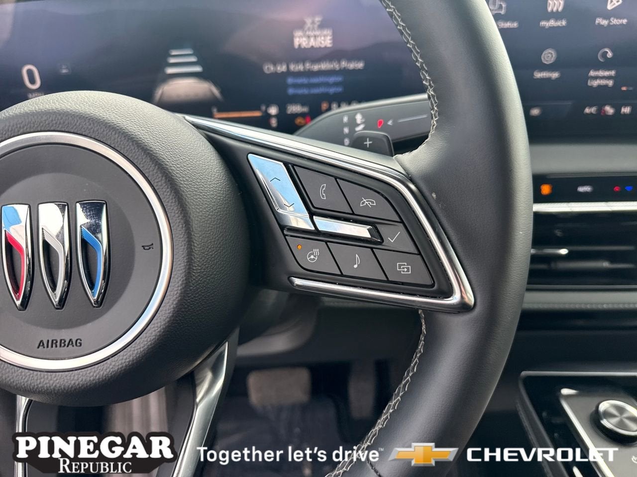 2025 Buick Enclave Preferred