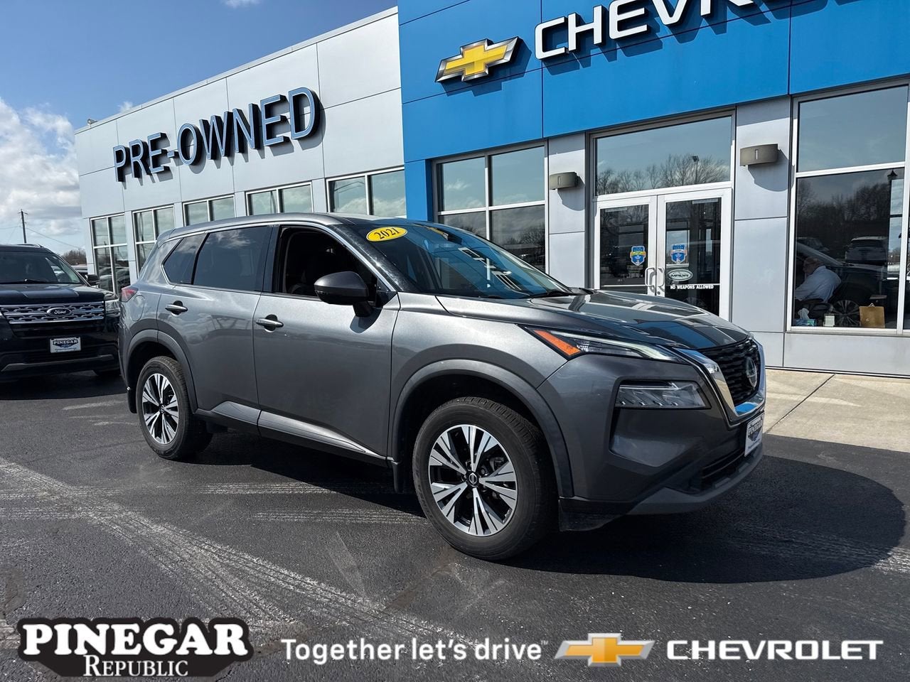 2021 Nissan Rogue SV