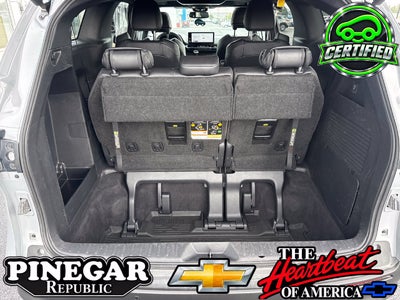 2025 Toyota Sienna Woodland Edition