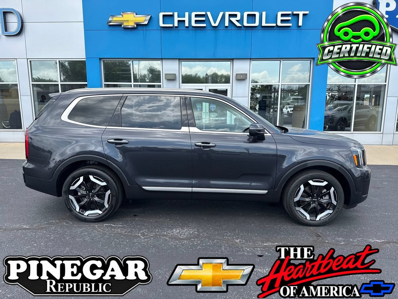 2025 Kia Telluride S