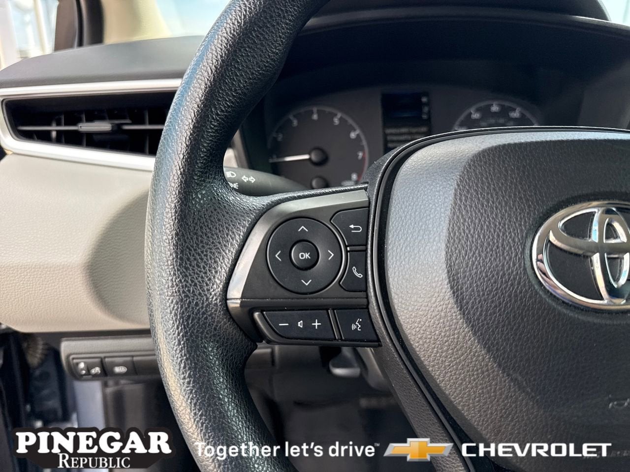 2023 Toyota Corolla LE