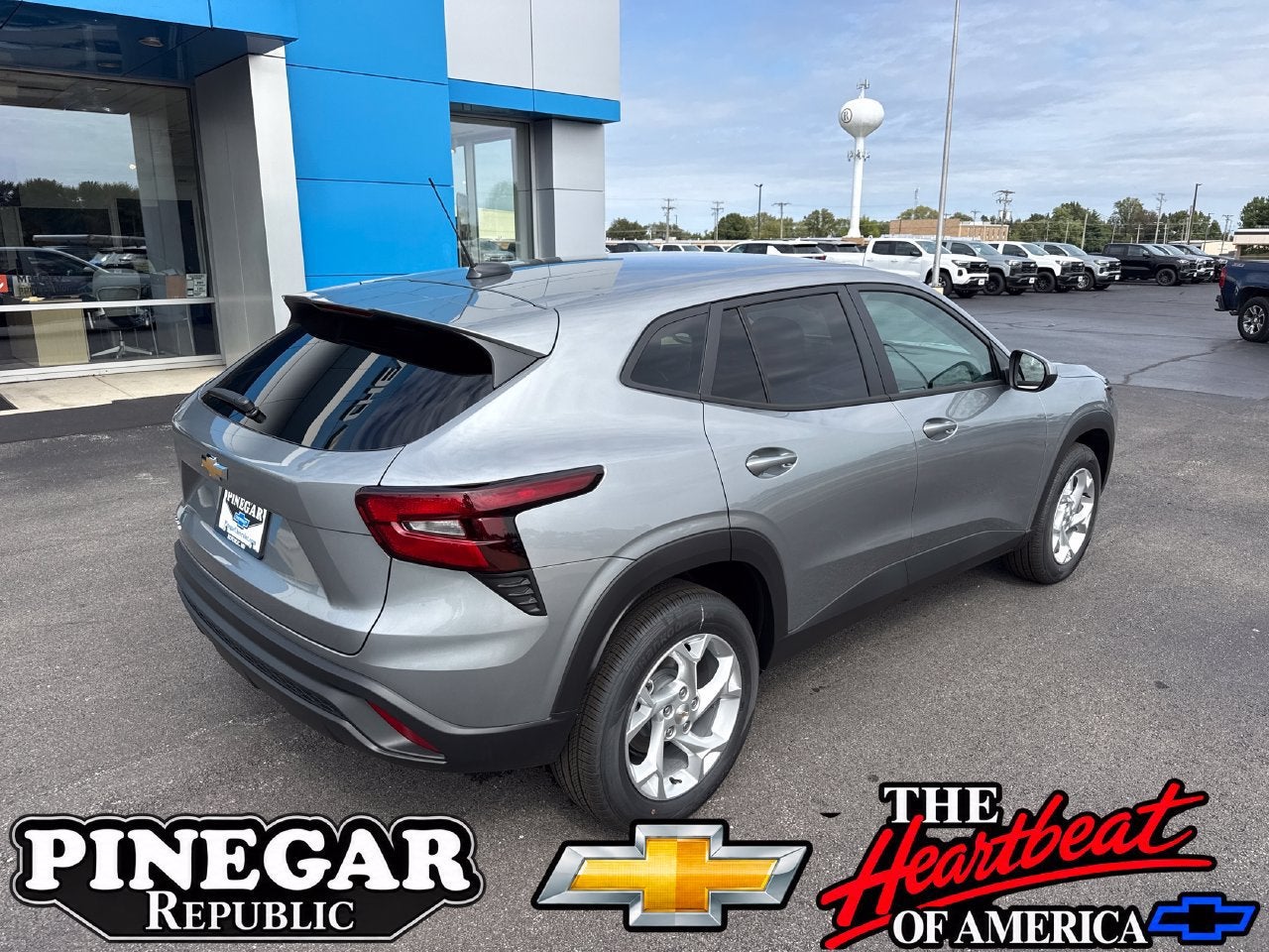 2026 Chevrolet Trax LS - Photo 11