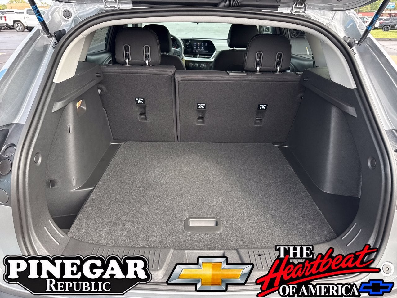 2026 Chevrolet Trax LS - Photo 13