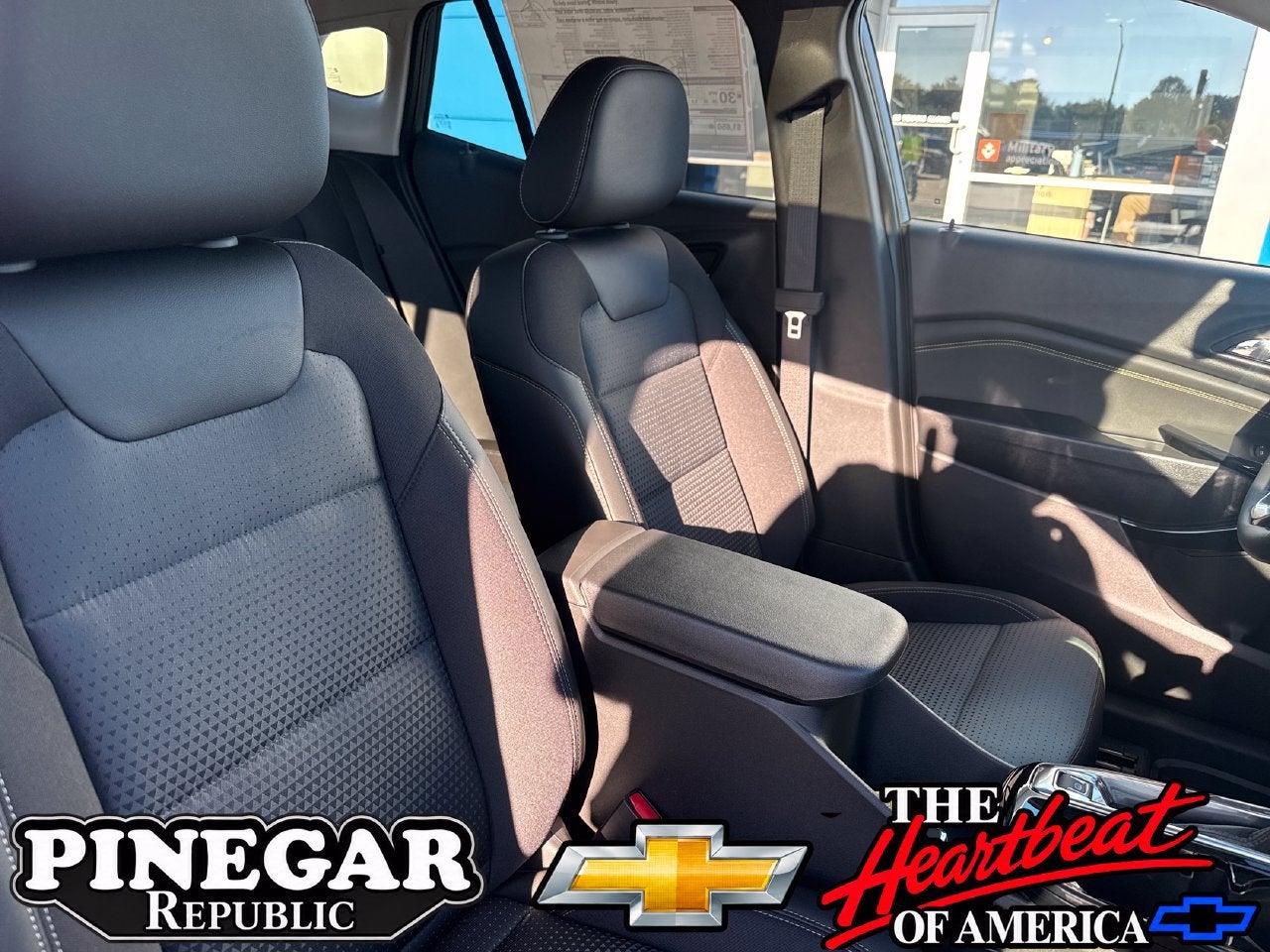 2026 Chevrolet Trax LT - Photo 7
