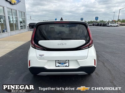 2024 Kia Soul LX
