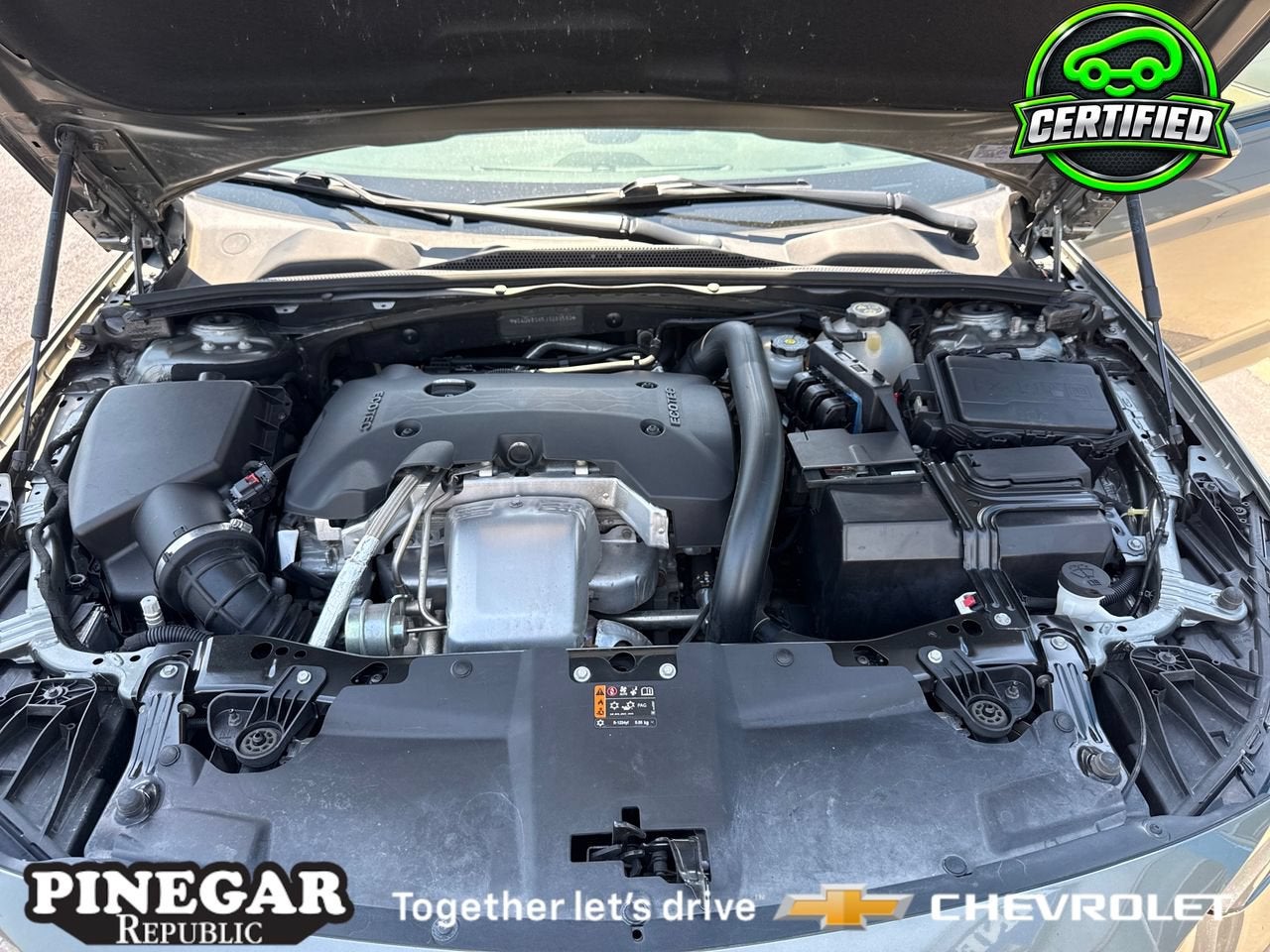 2018 Buick Regal TourX Essence