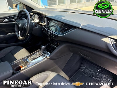 2018 Buick Regal TourX Essence