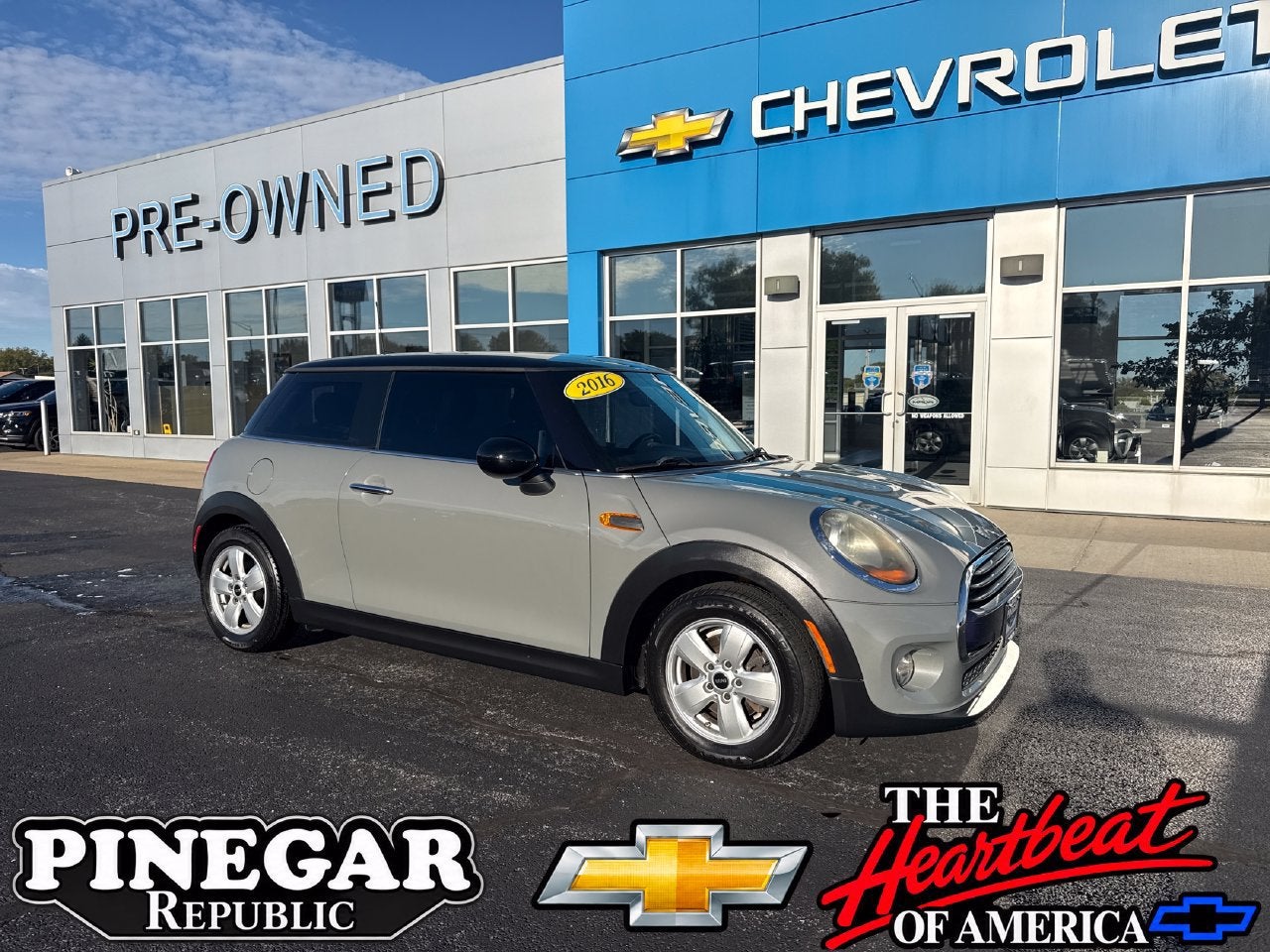 2016 MINI Hardtop Cooper